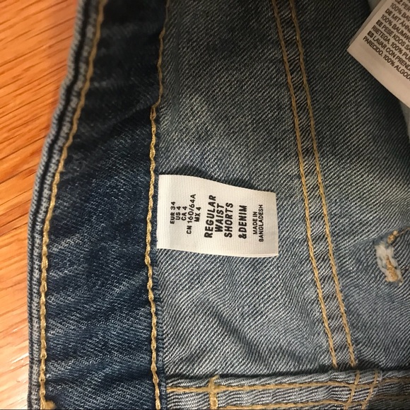 HM denim shorts size 4 - Picture 3 of 3